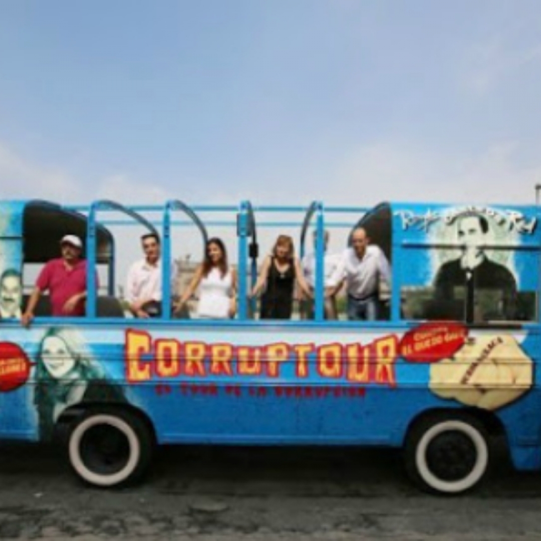 Tur Keliling Kota Sambil Belajar Korupsi di Meksiko