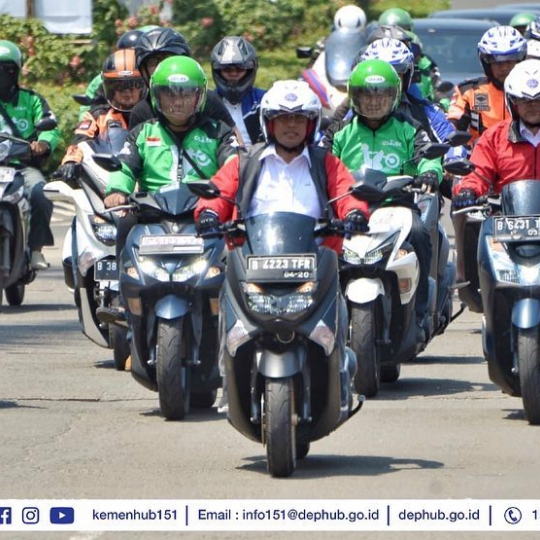 Kemenhub Mulai Buat Peraturan untuk Ojek Online