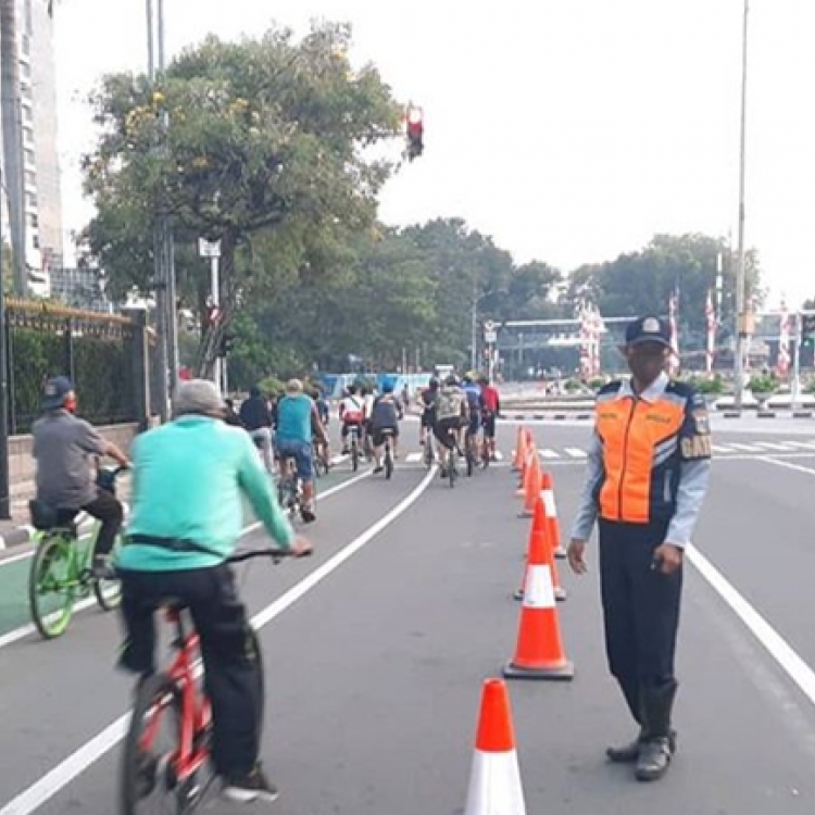 Tiadakan Jalur Khusus Pesepeda Sudirman-Thamrin Setiap Hari Minggu