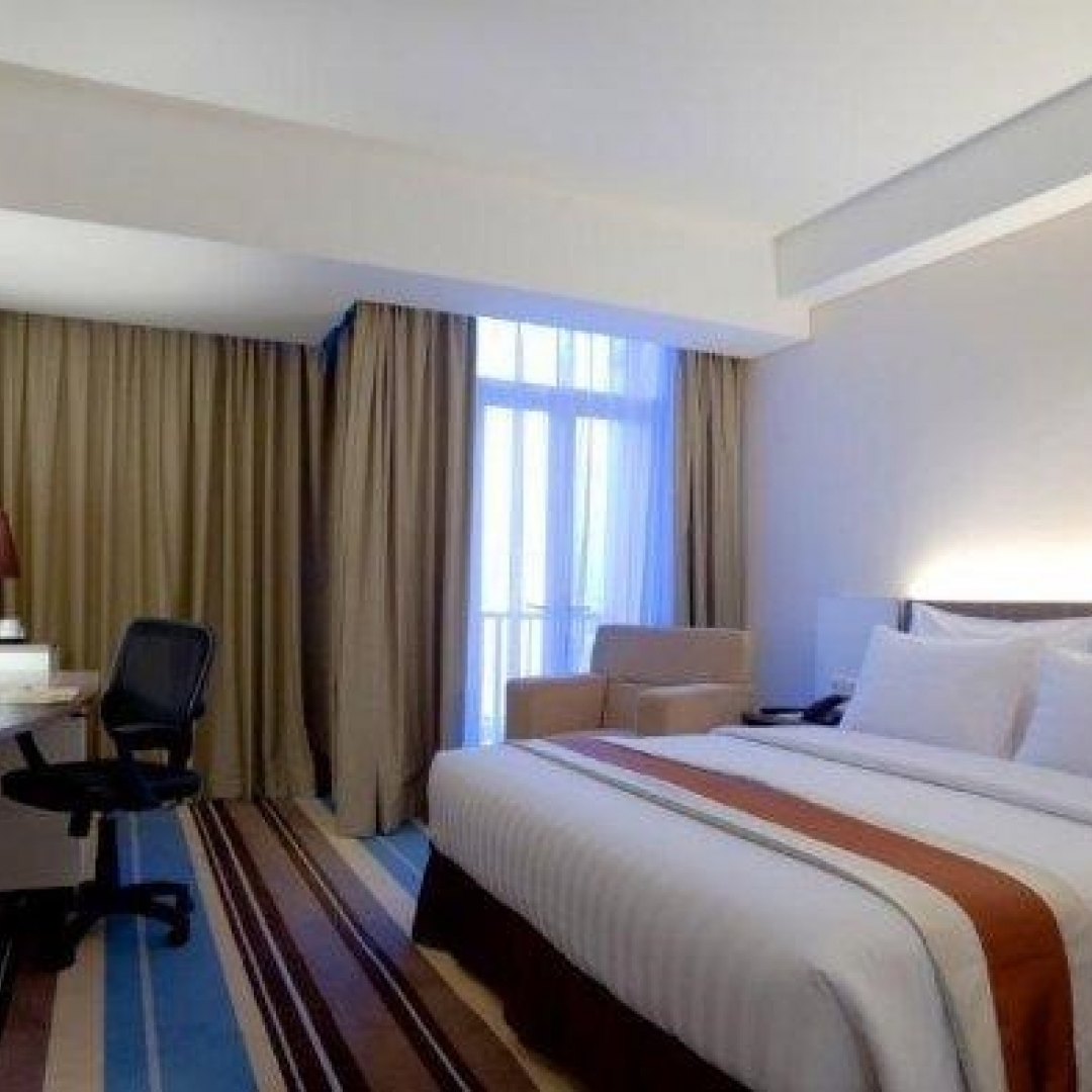 Panduan New Normal untuk Karyawan Hotel oleh PHRI